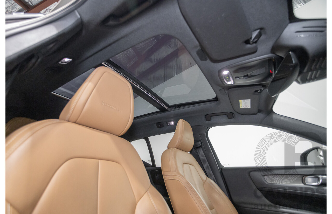 10/2019 Volvo XC40 T4 Inscription (AWD) 536 MY20 4D Wagon Pebble Grey Metallic Turbo 2.0L