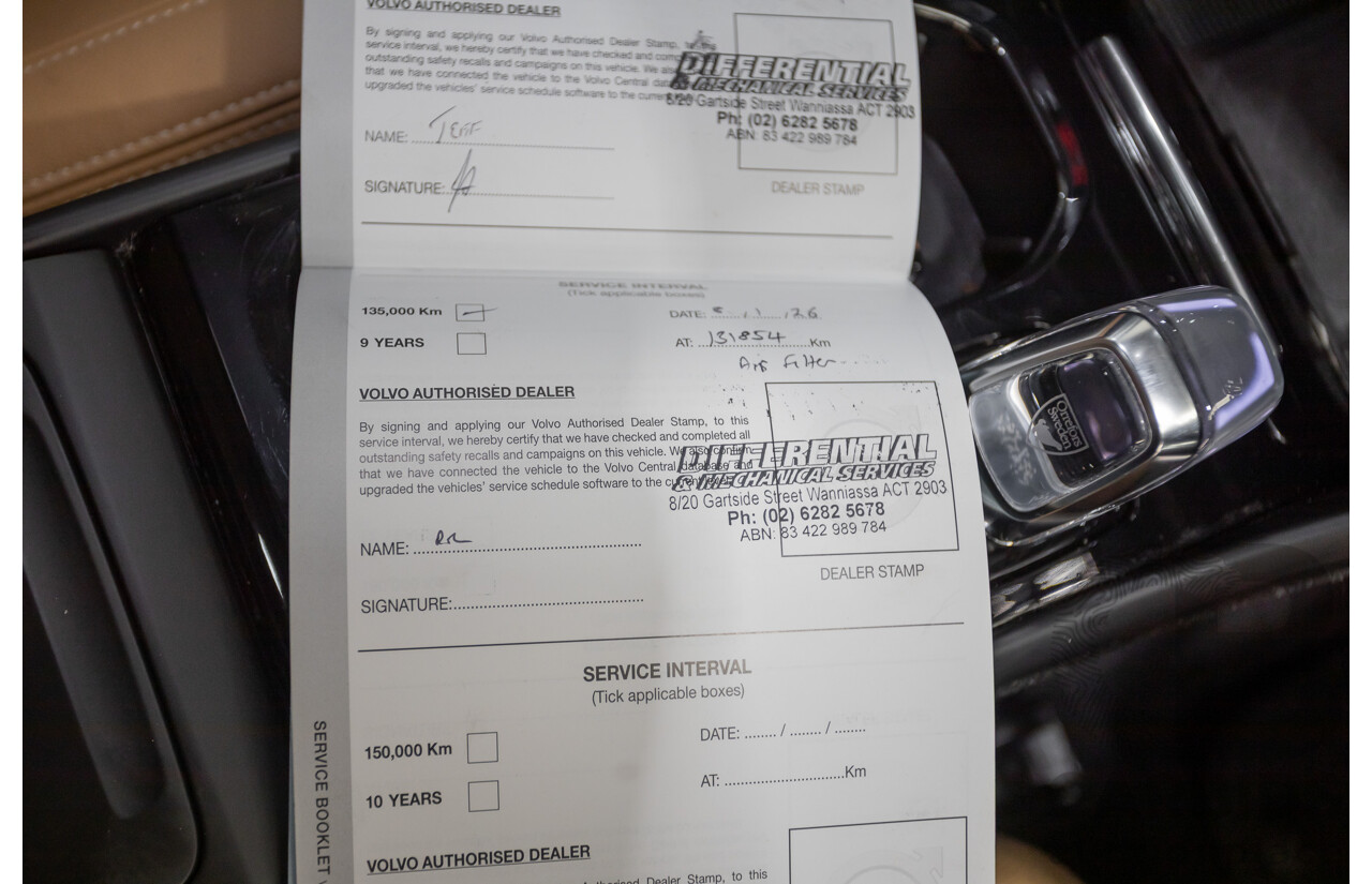 10/2019 Volvo XC40 T4 Inscription (AWD) 536 MY20 4D Wagon Pebble Grey Metallic Turbo 2.0L