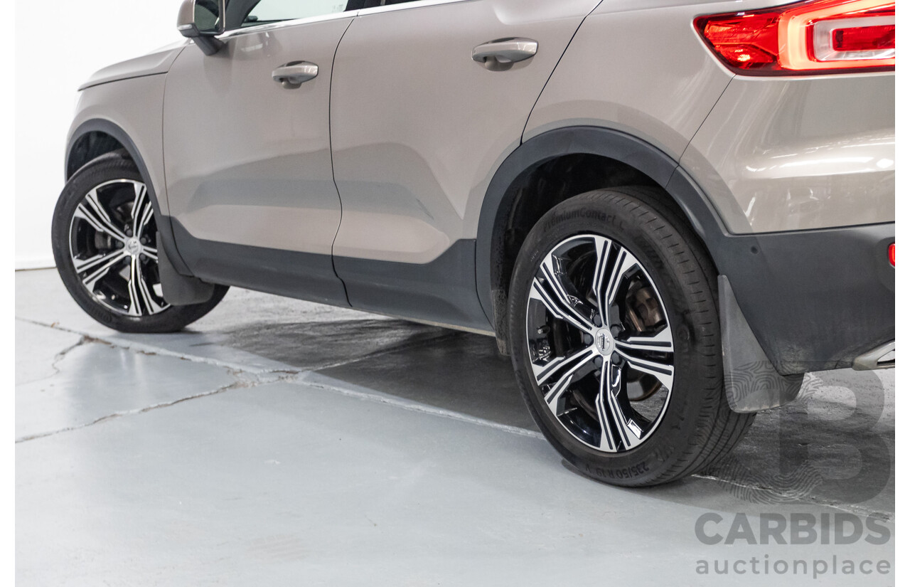 10/2019 Volvo XC40 T4 Inscription (AWD) 536 MY20 4D Wagon Pebble Grey Metallic Turbo 2.0L