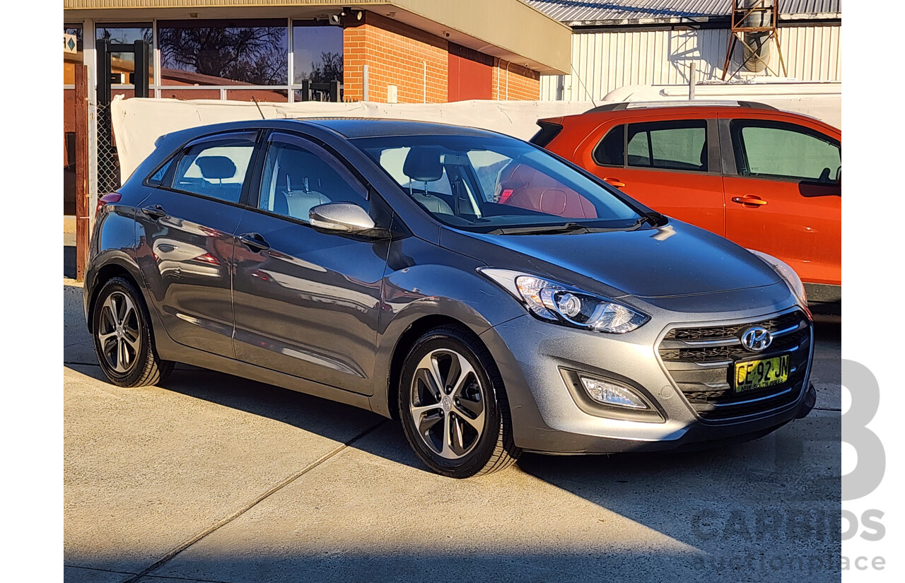 8/2015 Hyundai i30 Active X GD3 SERIES 2 5d Hatchback Grey 1.8L