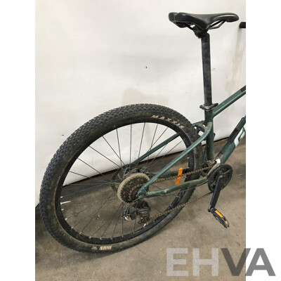 Giant Talon 14 Speed Mountain Bike