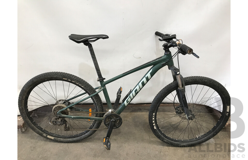Giant Talon 14 Speed Mountain Bike