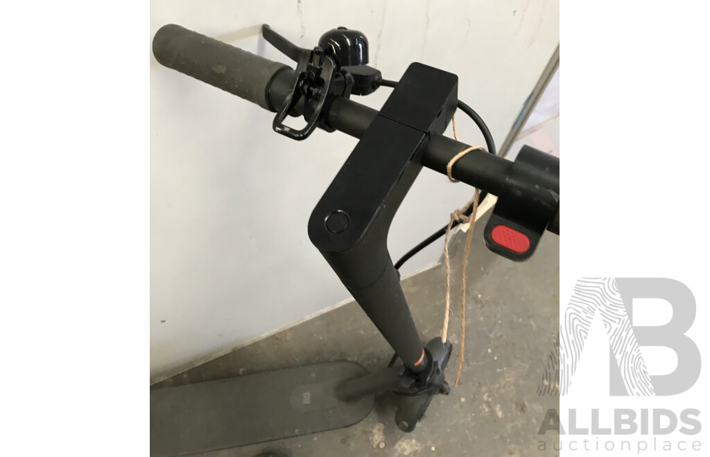 Xiaomi Mi Pro 2 Electric Scooter