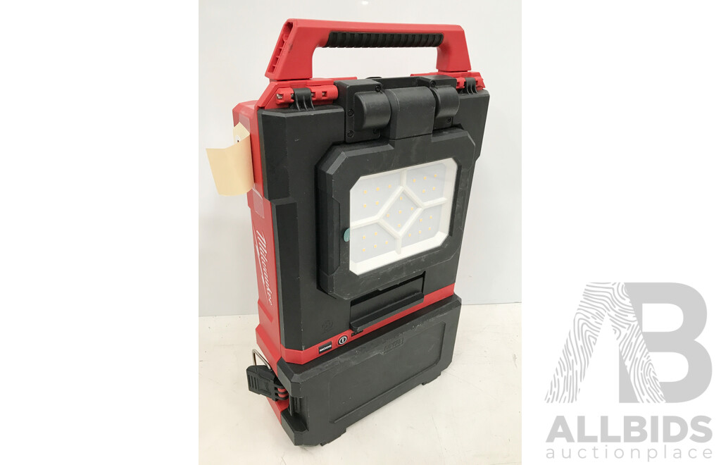 Milwaukee (M12 POAL) Packout Area Light