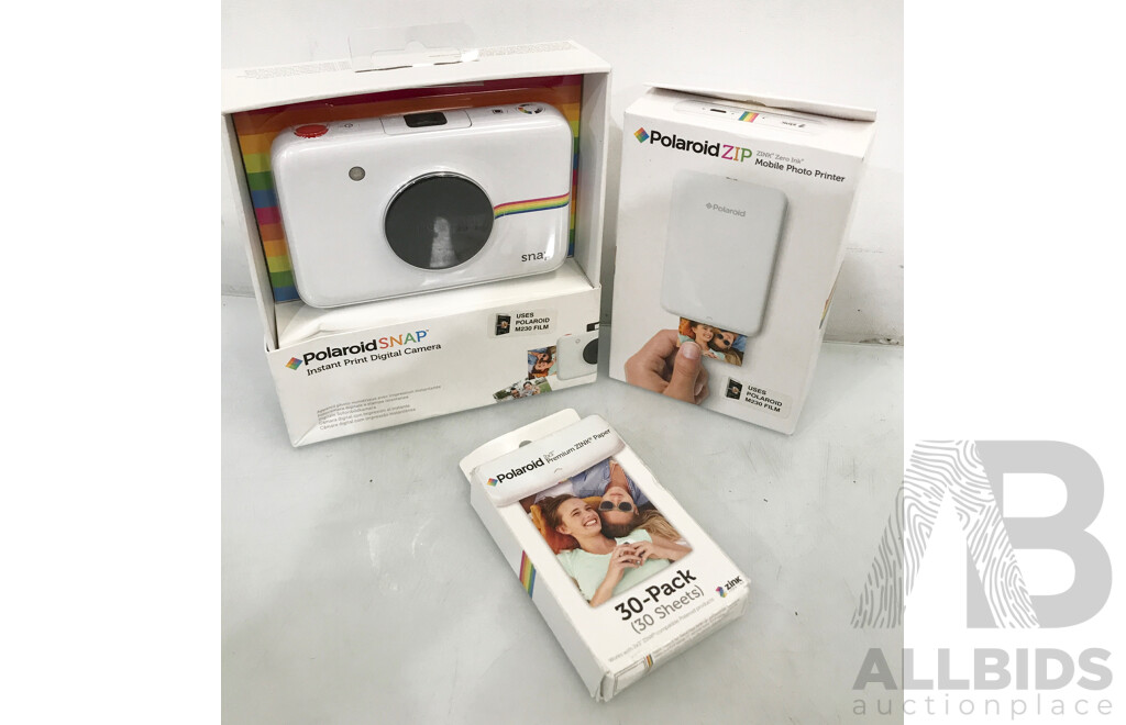 Polaroid Snap Instant Print Digital Camera with Mobile Photo Printer and 30-Pack Premium ZINK Paper