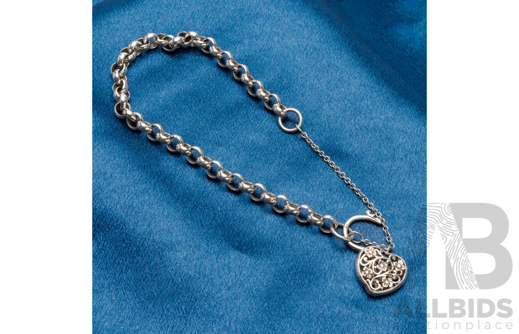 925 Sterling Silver Belcher Bracelet and Heart Locket - 12.74gms