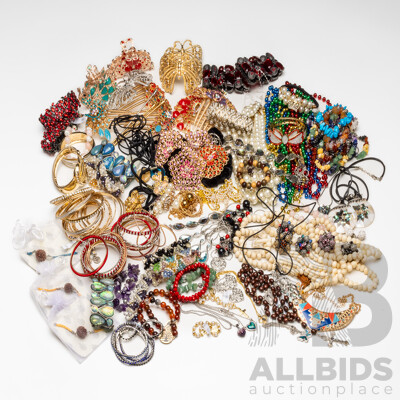 Large Collection of Costume Jewellery