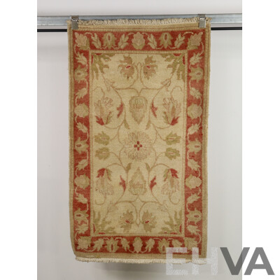Hand Knotted Persian Kashan Rug