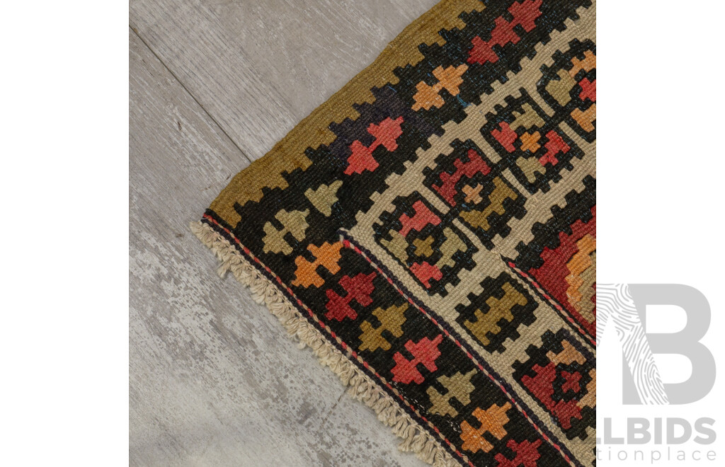 Hand Knotted Iran Zarand Kilim Rug