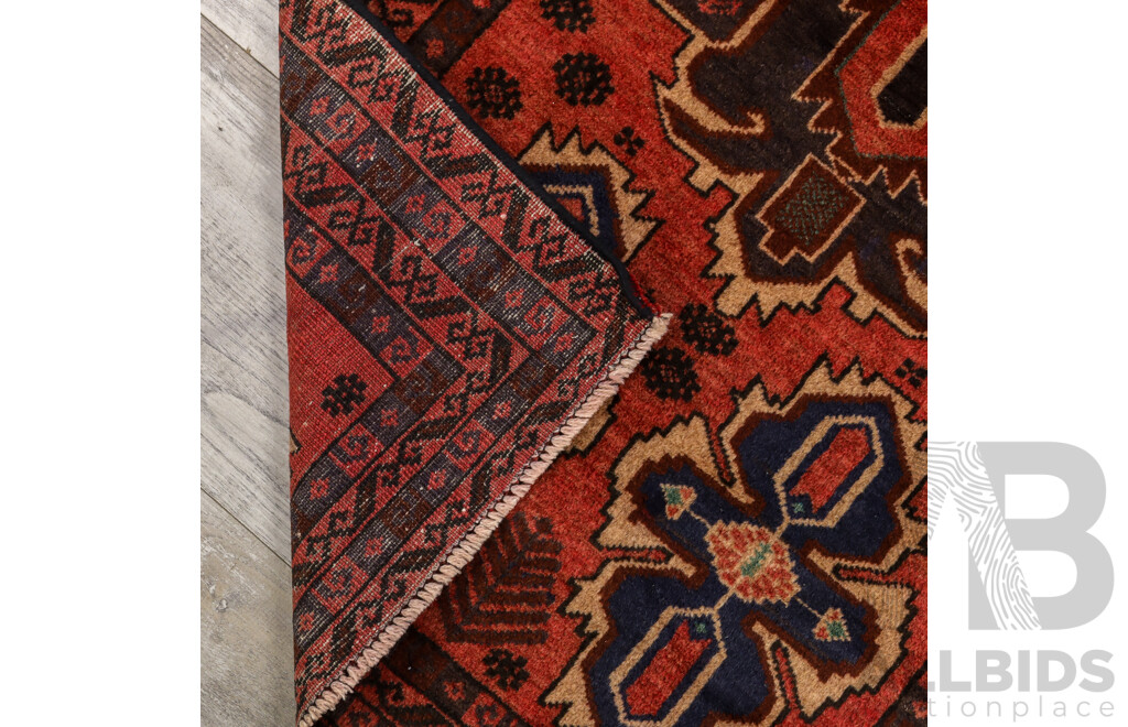 Hand Knotted Persian Hamadan Rug