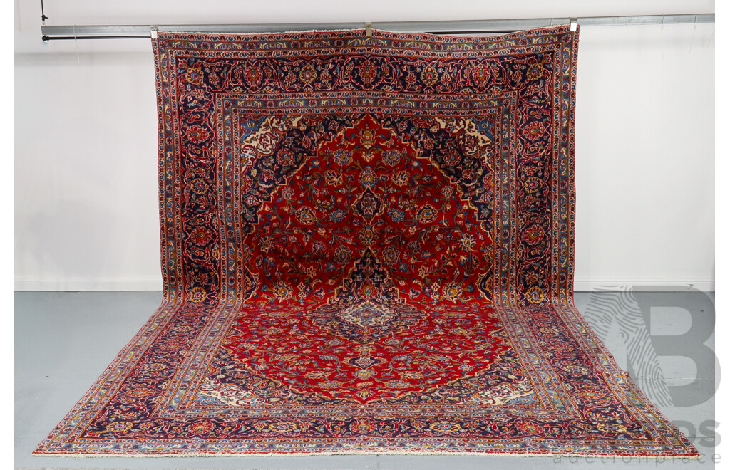 Large Hand Knotted Persian Kashan Rug