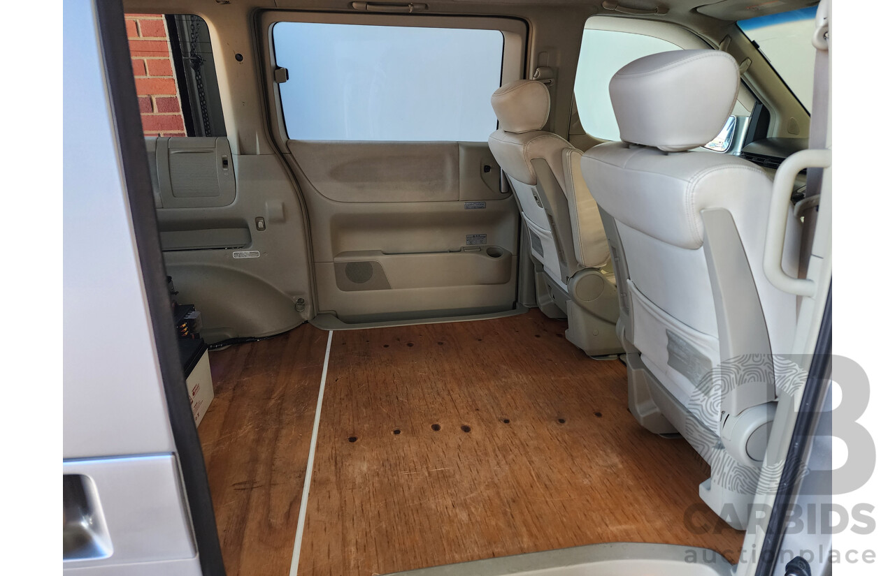 06/2003 Imported Nissan Elgrand Auto 4WD Camper Van Silver 3.5L