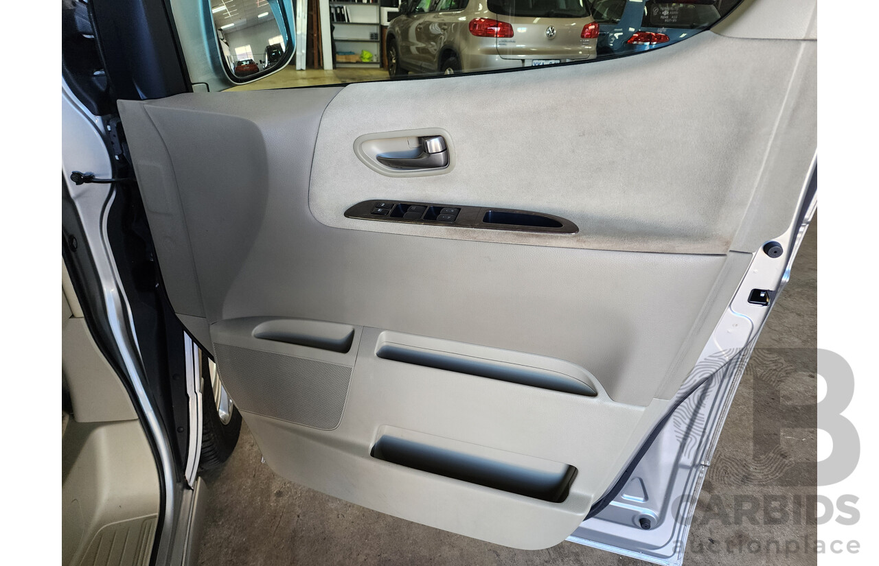 06/2003 Imported Nissan Elgrand Auto 4WD Camper Van Silver 3.5L