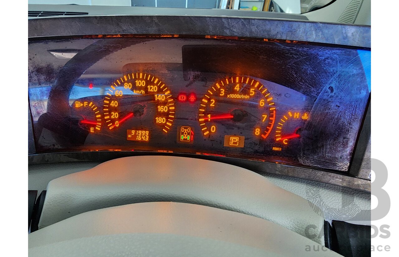 06/2003 Imported Nissan Elgrand Auto 4WD Camper Van Silver 3.5L