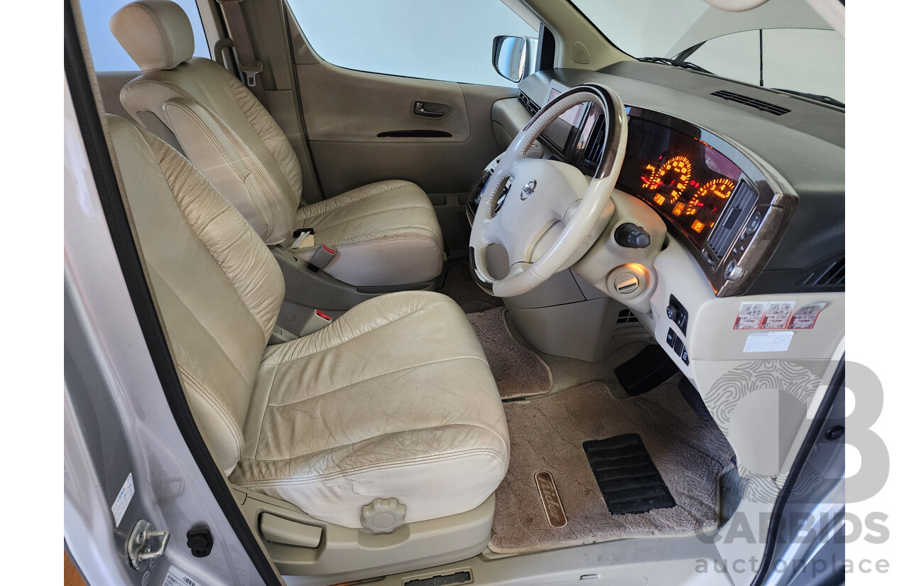 06/2003 Imported Nissan Elgrand Auto 4WD Camper Van Silver 3.5L