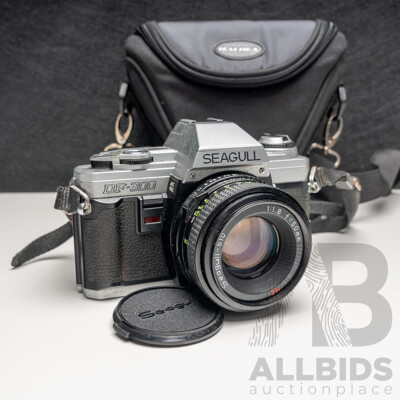 Seagull DF-300 35mm SLR Camera with Seagull-610 50mm F1.8 Lens