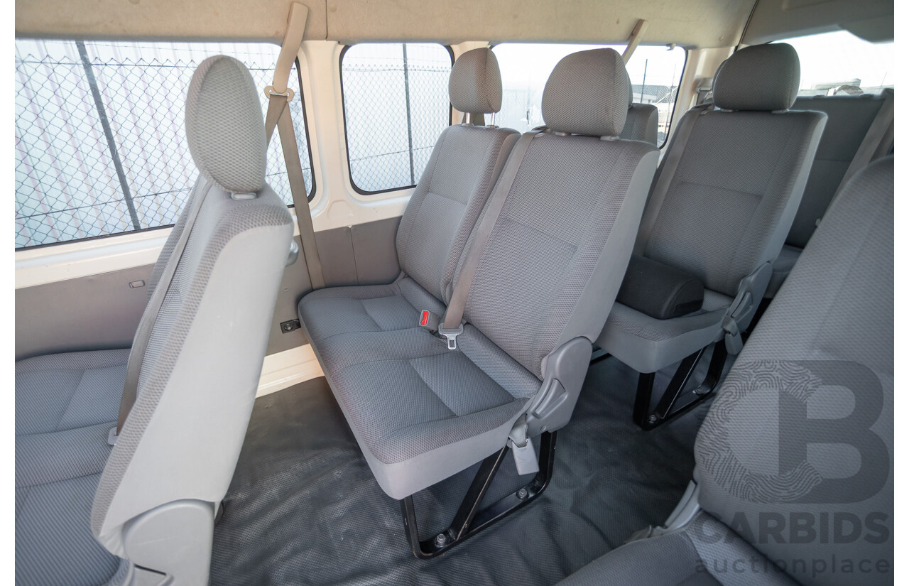 6/2010 Toyota Hiace Commuter KDH223R MY07 Upgrade Bus French Vanilla White Turbo Diesel 3.0L