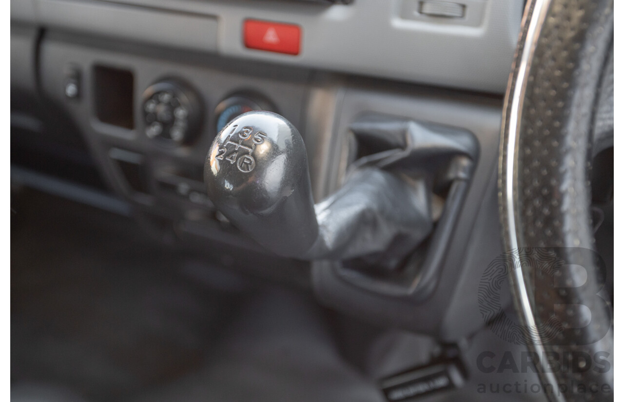 6/2010 Toyota Hiace Commuter KDH223R MY07 Upgrade Bus French Vanilla White Turbo Diesel 3.0L