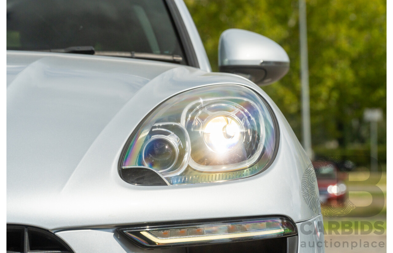 6/2014 Porsche Macan S Diesel (AWD) 4d Wagon Rhodium Silver Metallic Turbo Diesel V6 3.0L