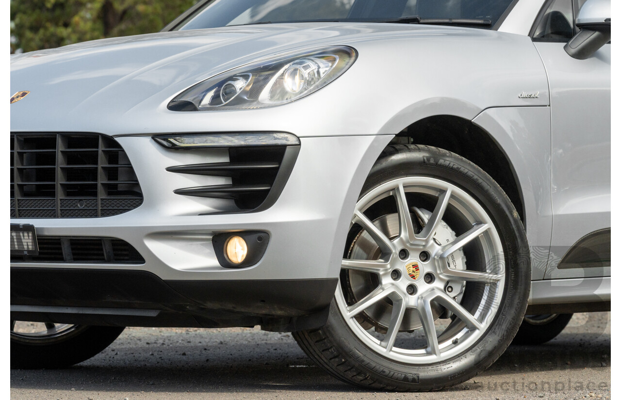 6/2014 Porsche Macan S Diesel (AWD) 4d Wagon Rhodium Silver Metallic Turbo Diesel V6 3.0L