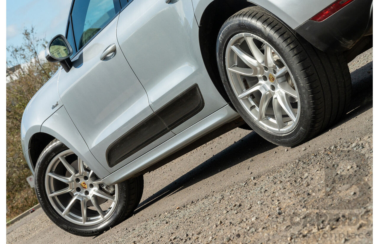 6/2014 Porsche Macan S Diesel (AWD) 4d Wagon Rhodium Silver Metallic Turbo Diesel V6 3.0L