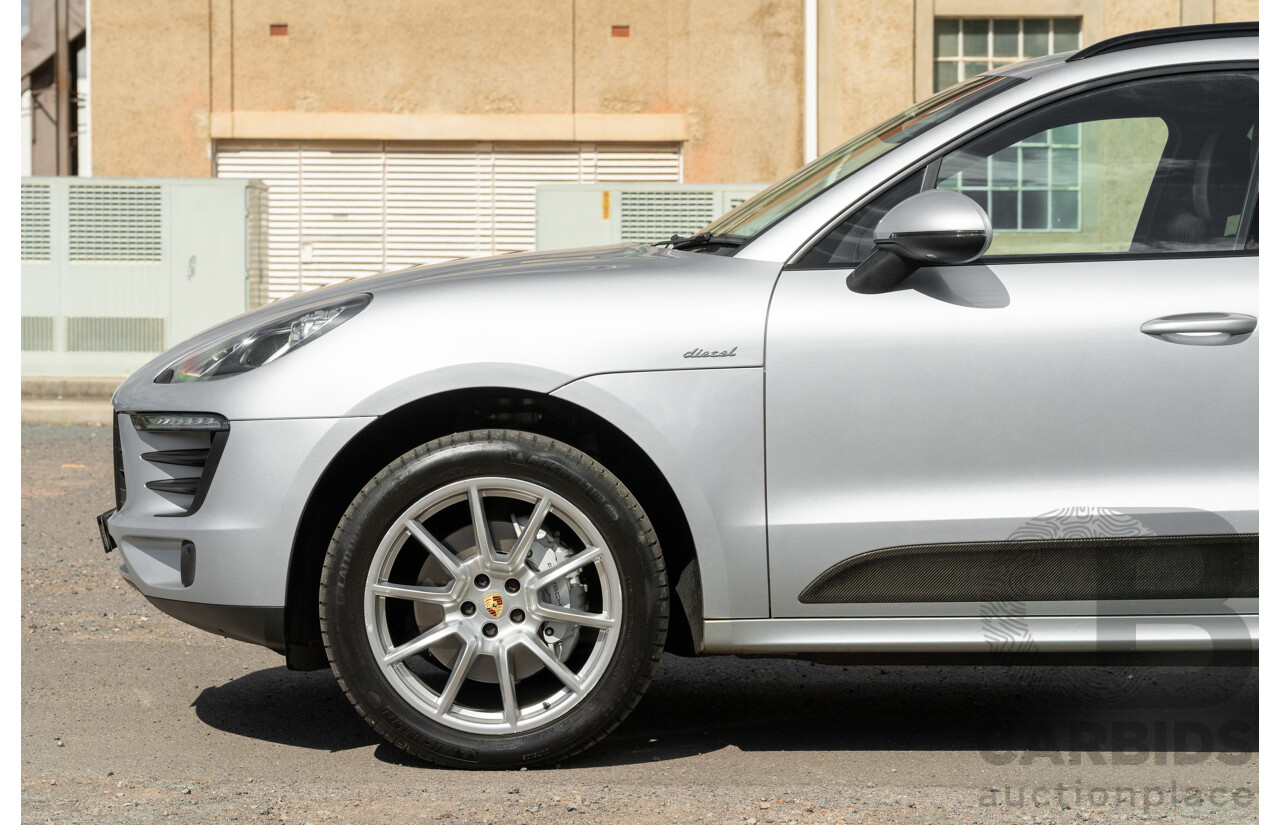 6/2014 Porsche Macan S Diesel (AWD) 4d Wagon Rhodium Silver Metallic Turbo Diesel V6 3.0L