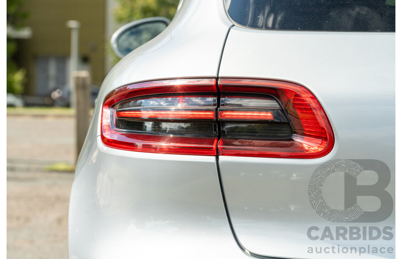 6/2014 Porsche Macan S Diesel (AWD) 4d Wagon Rhodium Silver Metallic Turbo Diesel V6 3.0L