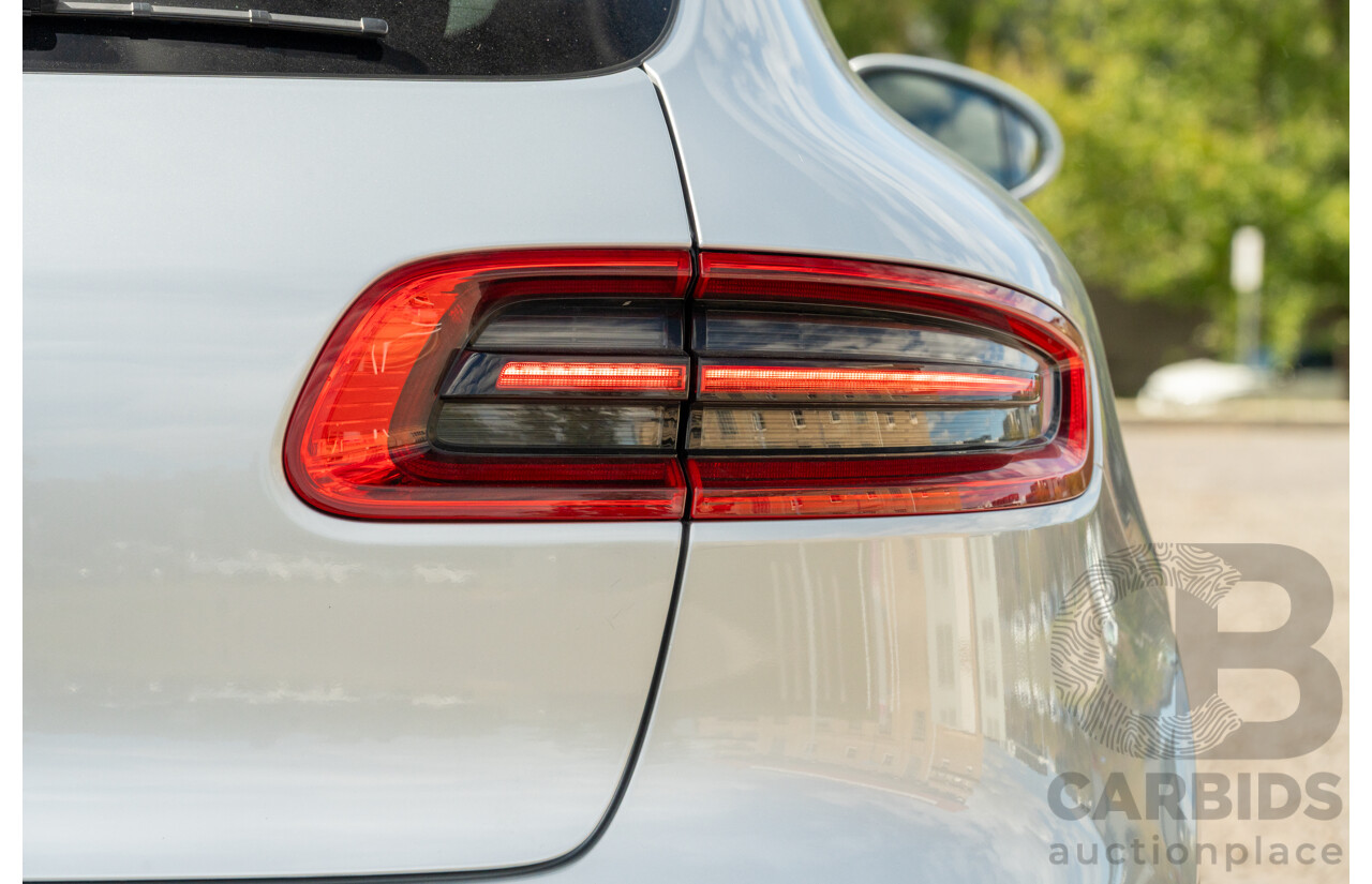 6/2014 Porsche Macan S Diesel (AWD) 4d Wagon Rhodium Silver Metallic Turbo Diesel V6 3.0L