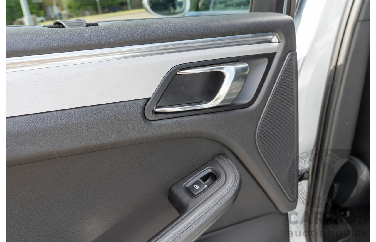 6/2014 Porsche Macan S Diesel (AWD) 4d Wagon Rhodium Silver Metallic Turbo Diesel V6 3.0L