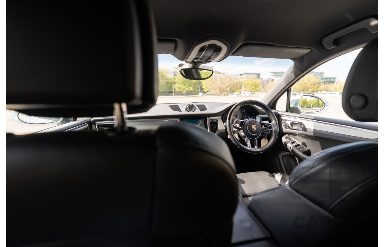 6/2014 Porsche Macan S Diesel (AWD) 4d Wagon Rhodium Silver Metallic Turbo Diesel V6 3.0L