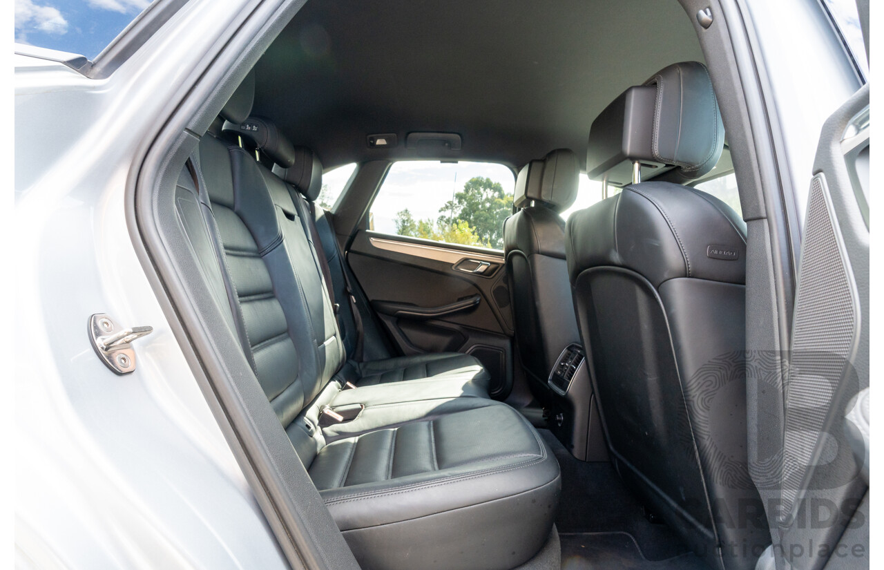 6/2014 Porsche Macan S Diesel (AWD) 4d Wagon Rhodium Silver Metallic Turbo Diesel V6 3.0L