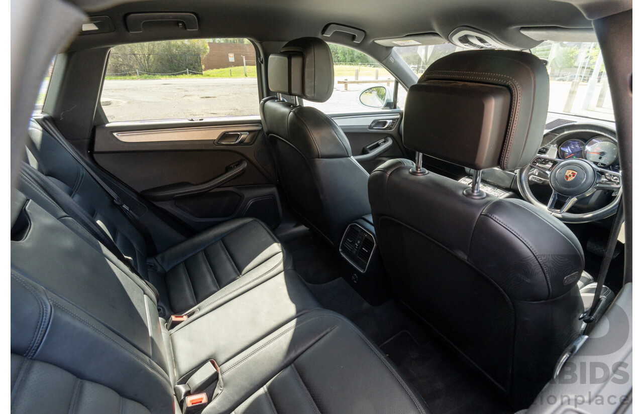 6/2014 Porsche Macan S Diesel (AWD) 4d Wagon Rhodium Silver Metallic Turbo Diesel V6 3.0L