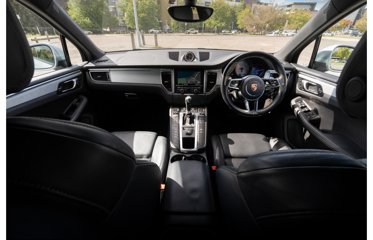 6/2014 Porsche Macan S Diesel (AWD) 4d Wagon Rhodium Silver Metallic Turbo Diesel V6 3.0L