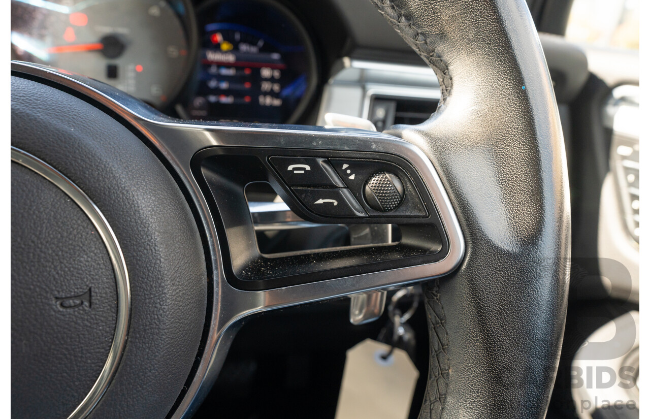 6/2014 Porsche Macan S Diesel (AWD) 4d Wagon Rhodium Silver Metallic Turbo Diesel V6 3.0L