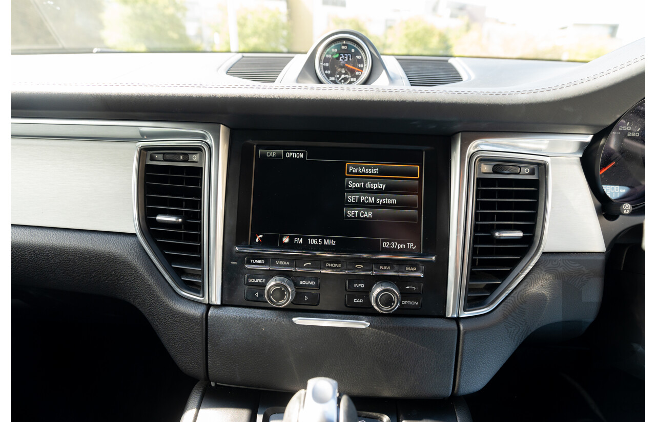 6/2014 Porsche Macan S Diesel (AWD) 4d Wagon Rhodium Silver Metallic Turbo Diesel V6 3.0L