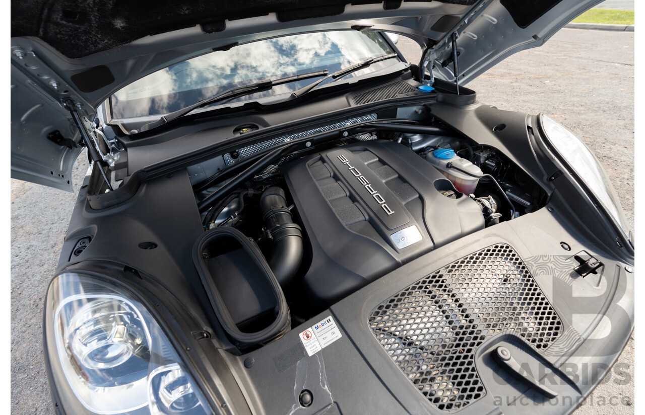 6/2014 Porsche Macan S Diesel (AWD) 4d Wagon Rhodium Silver Metallic Turbo Diesel V6 3.0L