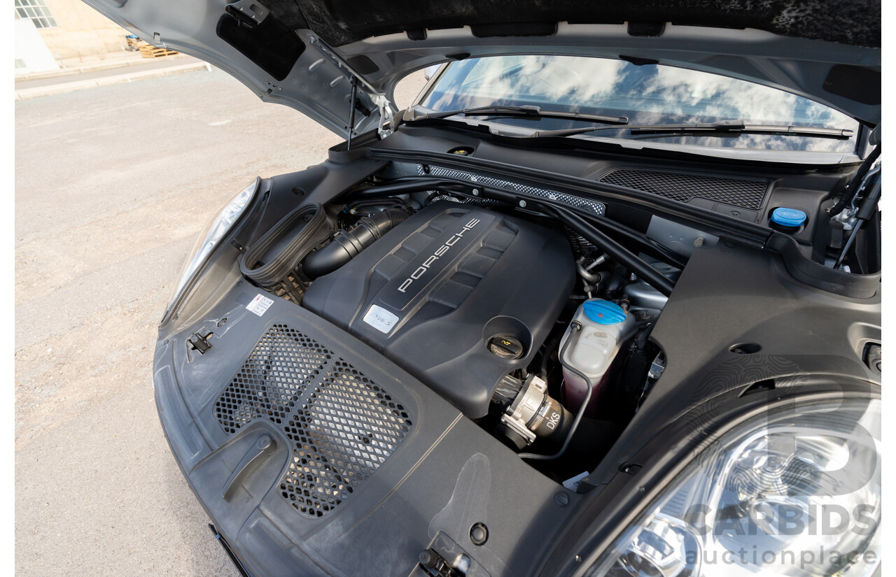 6/2014 Porsche Macan S Diesel (AWD) 4d Wagon Rhodium Silver Metallic Turbo Diesel V6 3.0L