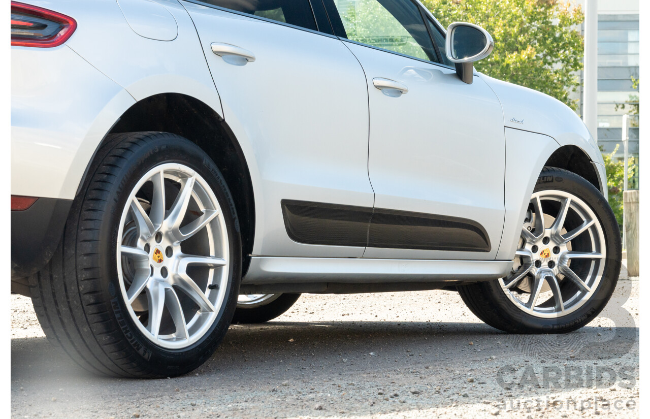 6/2014 Porsche Macan S Diesel (AWD) 4d Wagon Rhodium Silver Metallic Turbo Diesel V6 3.0L