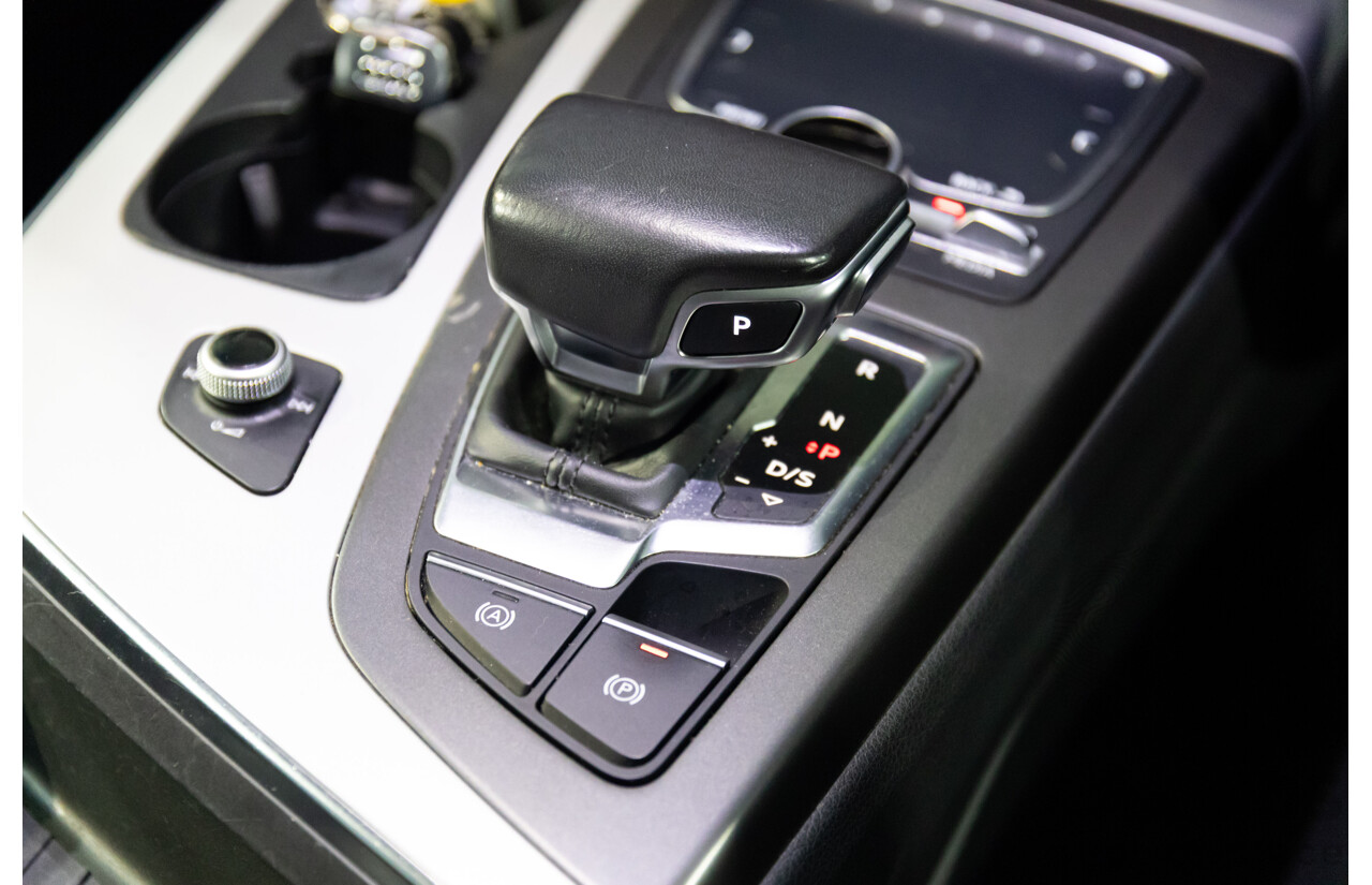 08/2017 Audi Q7 3.0 TDI Quattro (160kW AWD) 4M MY17 4d Wagon Orca Black Metallic Turbo Diesel V6 3.0L