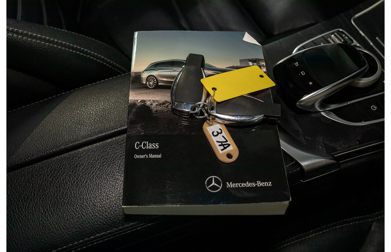 10/2015 Mercedes-Benz C250 AMG Line 205 4d Wagon Iridium Silver Metallic Turbo 2.0L