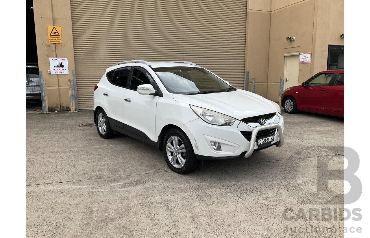 3/2012 Hyundai Ix35 Elite (AWD) LM MY11 4d Wagon White Turbo Diesel 2.0L