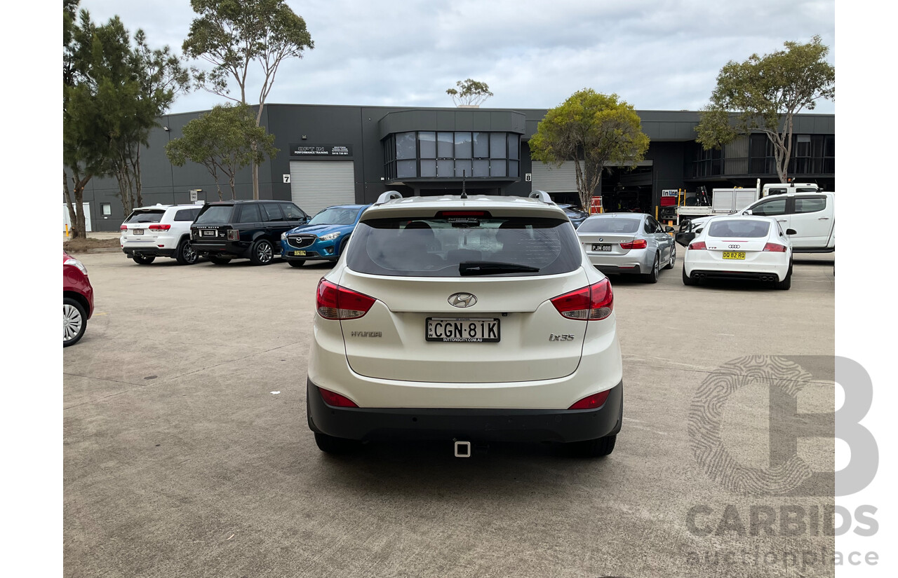 3/2012 Hyundai Ix35 Elite (AWD) LM MY11 4d Wagon White Turbo Diesel 2.0L