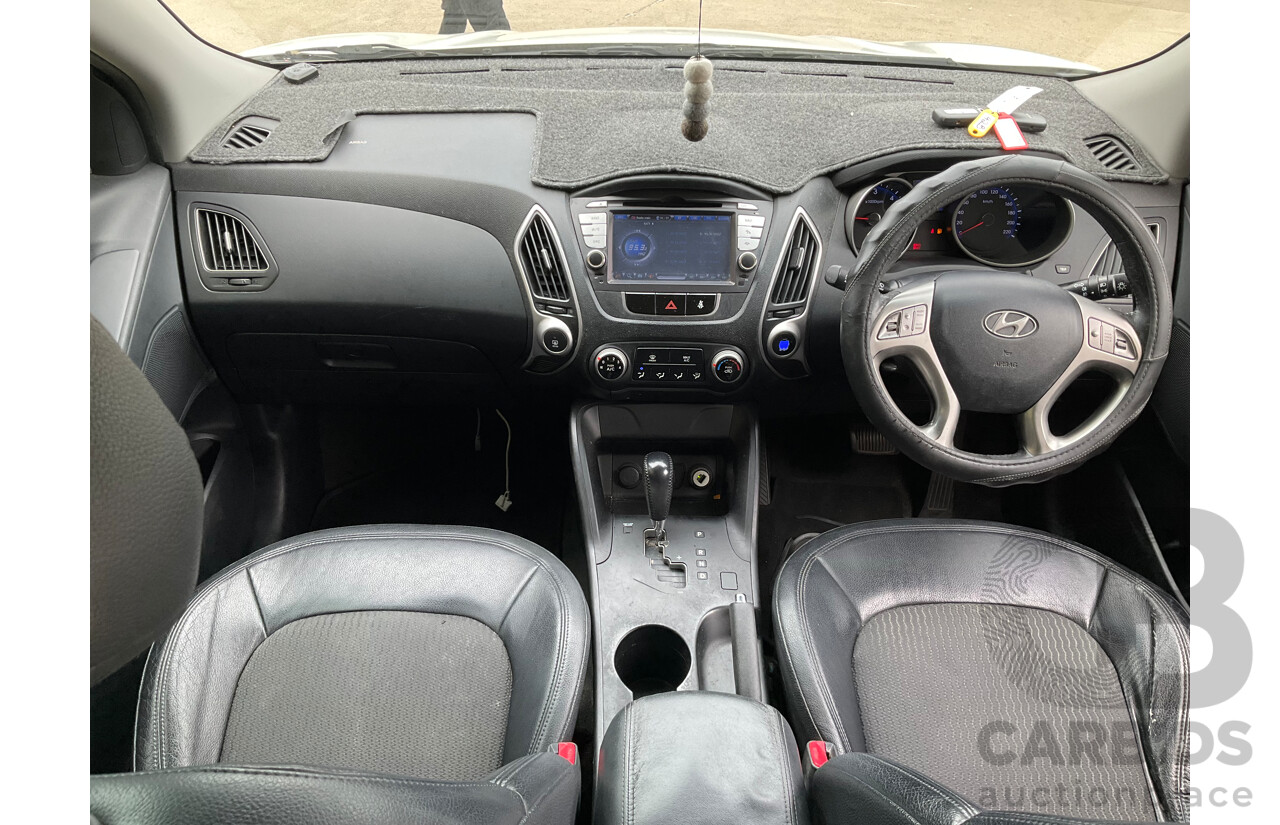 3/2012 Hyundai Ix35 Elite (AWD) LM MY11 4d Wagon White Turbo Diesel 2.0L