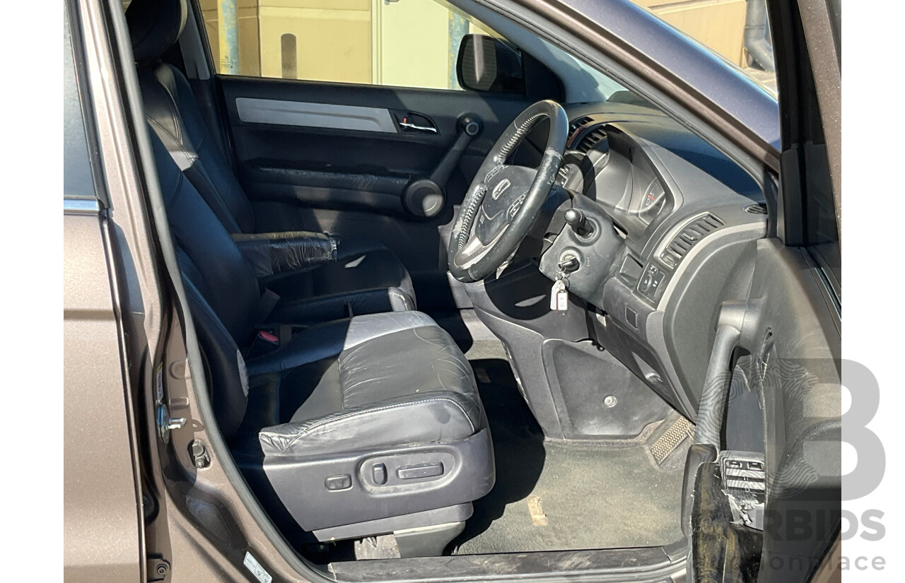 4/2011 Honda CR-V (4x4) Luxury MY10 4d Wagon Grey 2.4L