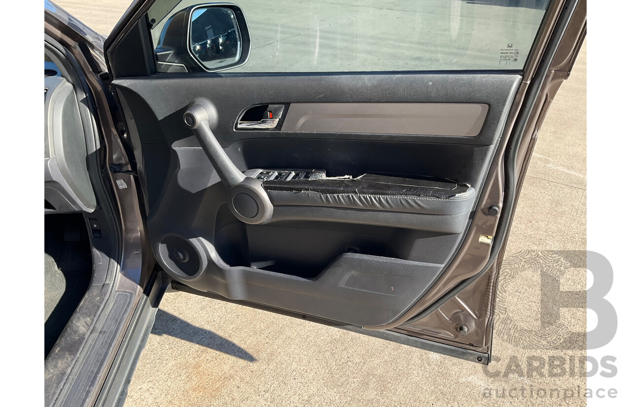 4/2011 Honda CR-V (4x4) Luxury MY10 4d Wagon Grey 2.4L