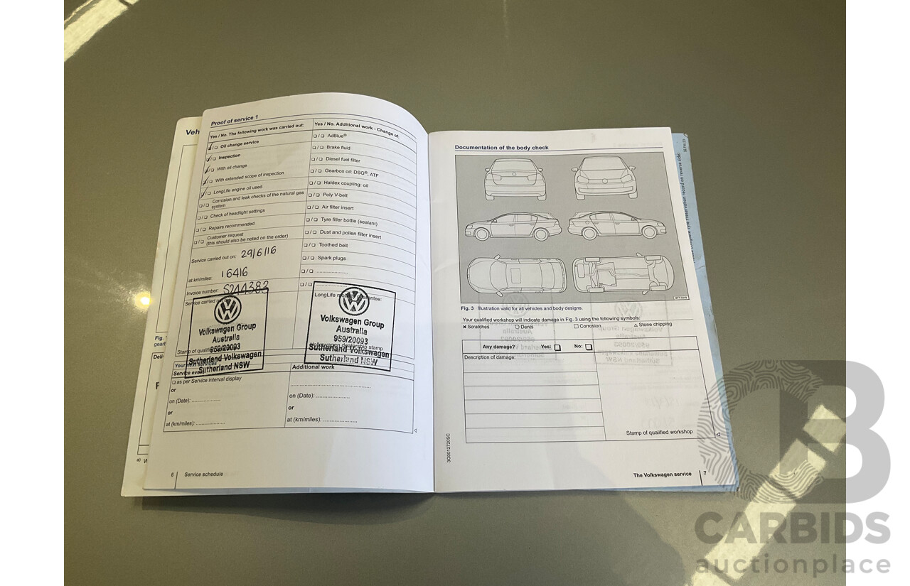 10/2015 Volkswagen Touareg 150 TDI AWD 7P MY16 4D Wagon Silver Turbo Diesel 3.0L