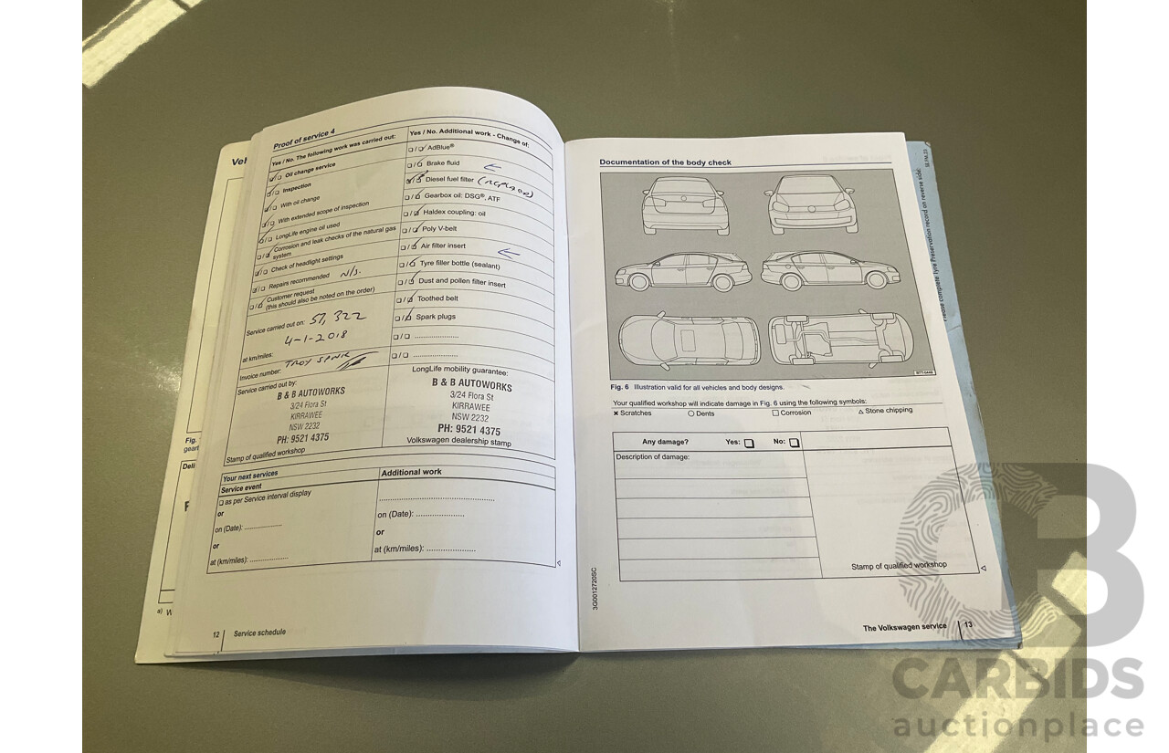 10/2015 Volkswagen Touareg 150 TDI AWD 7P MY16 4D Wagon Silver Turbo Diesel 3.0L