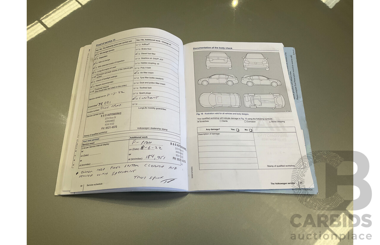 10/2015 Volkswagen Touareg 150 TDI AWD 7P MY16 4D Wagon Silver Turbo Diesel 3.0L