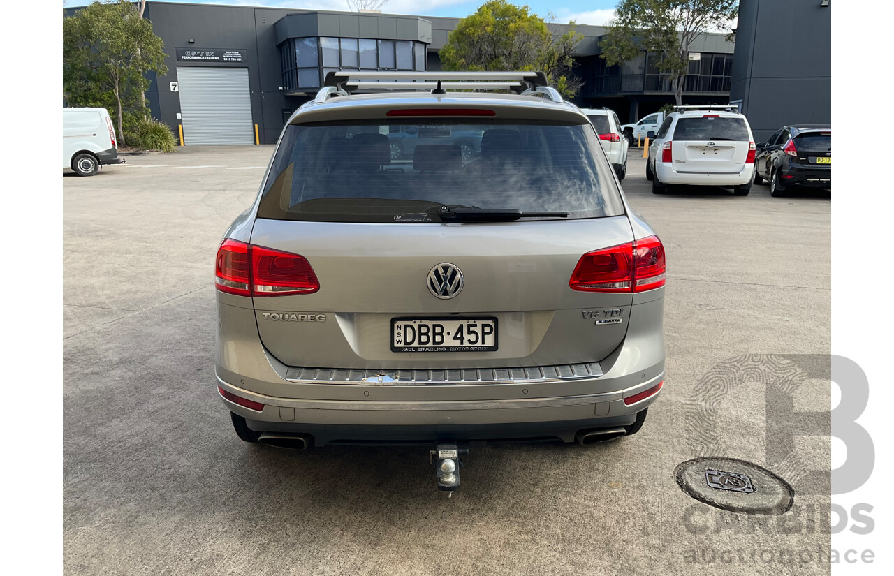 10/2015 Volkswagen Touareg 150 TDI AWD 7P MY16 4D Wagon Silver Turbo Diesel 3.0L