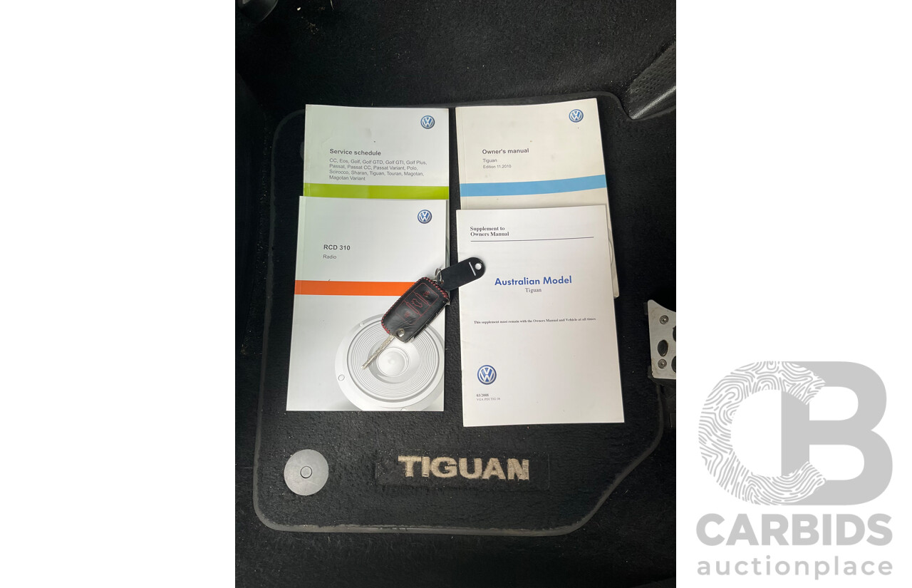 6/2011 Volkswagen Tiguan 125 TSI 5NC MY11 4d Wagon Silver 2.0L